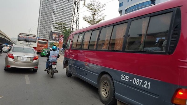 Chiều mùng 5 Tết, cửa ngõ phía Nam ùn ứ, các cửa ngõ vào nội đô 'vắng lạ' ảnh 4